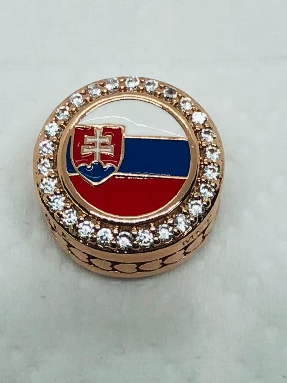 ✨ ✨Pandora Slovakia Country Exclusive Flag Circle Bead Charm